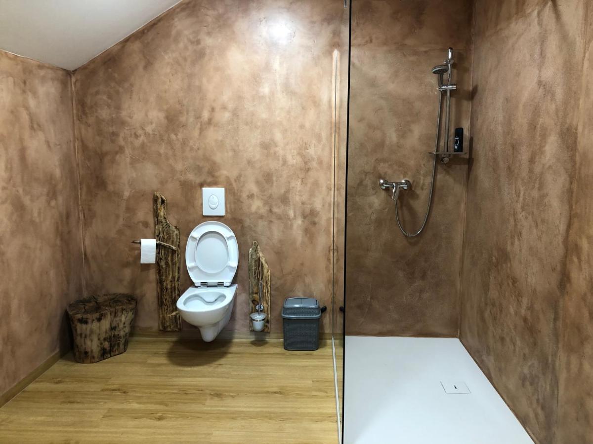 Vamis Hotel Gornji Petrovci Kültér fotó