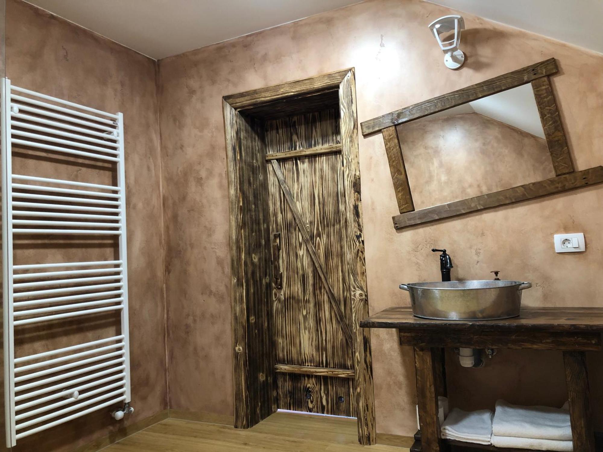 Vamis Hotel Gornji Petrovci Kültér fotó